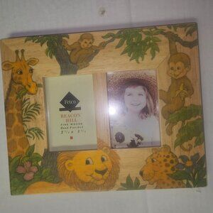 Fetco Animal Themed Picture Frame - room for (2) 2.5 in x 3 in photos